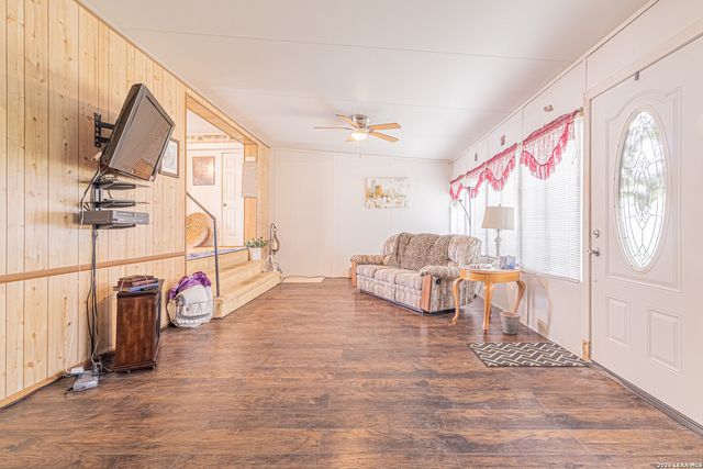 155 Vijil Loop, Cibolo, TX 78108