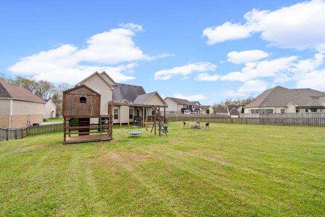 618 Winding Bluff Way, Clarksville, TN 37040
