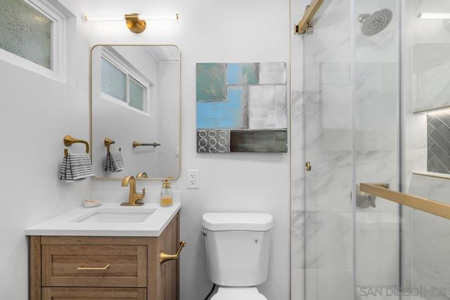 5556 Baja Dr, San Diego, CA 92115
