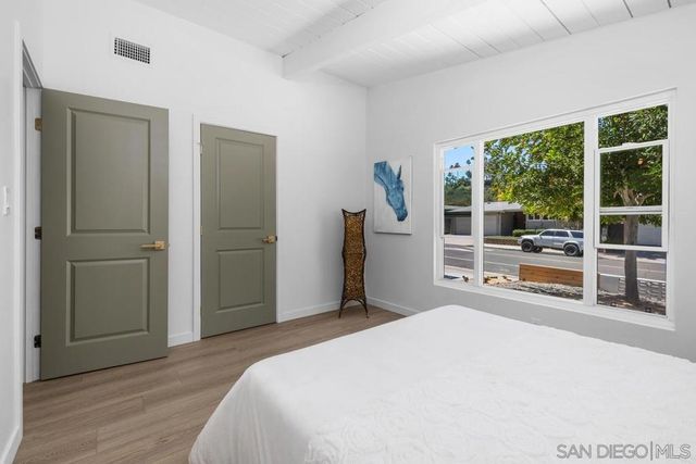 5556 Baja Dr, San Diego, CA 92115