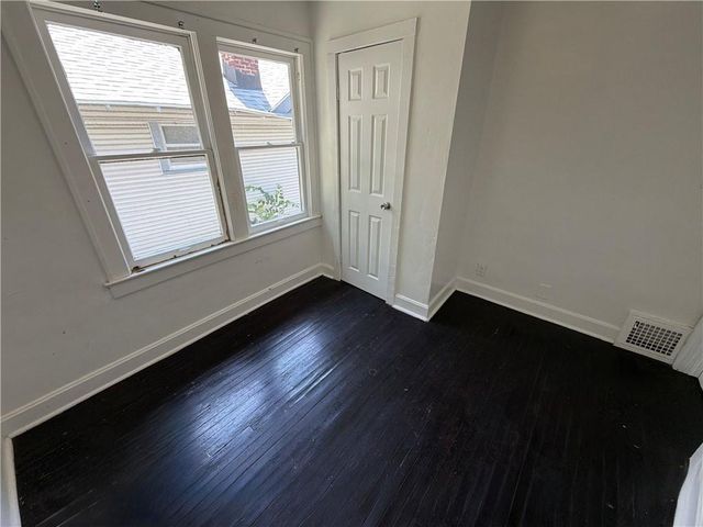 5705 Park Avenue, Kansas City, MO 64130