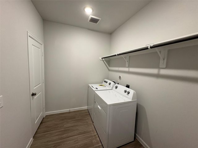 56 Valiant Ridge Trail, Magnolia, TX 77354