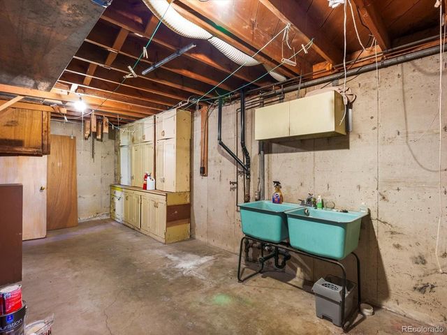 9815 W 37th Ave, Wheat Ridge, CO 80033