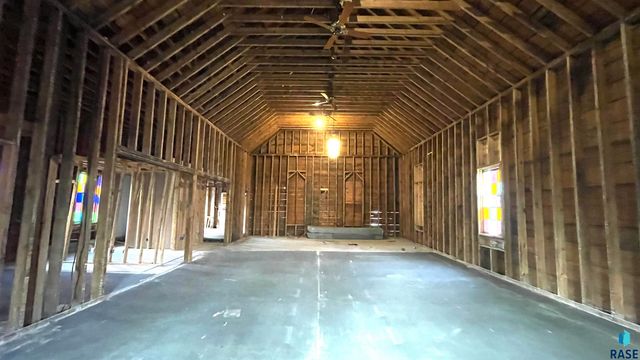 400 6th St Street, Hudson, SD 57034