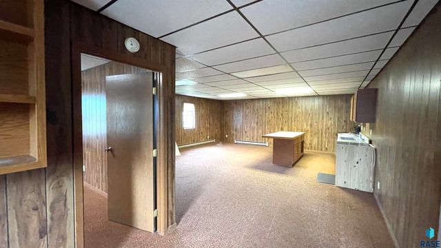 400 6th St Street, Hudson, SD 57034