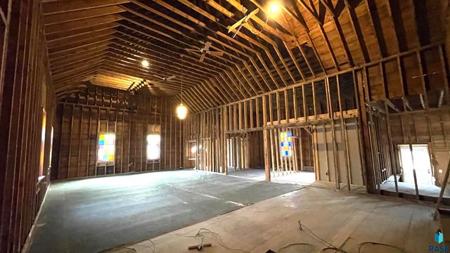 400 6th St Street, Hudson, SD 57034