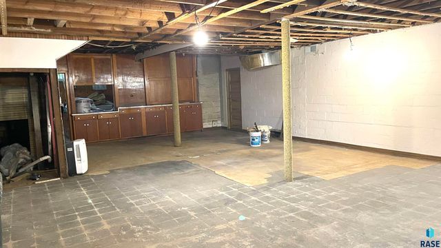 400 6th St Street, Hudson, SD 57034