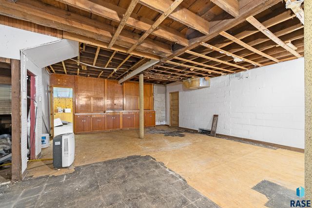 400 6th St Street, Hudson, SD 57034