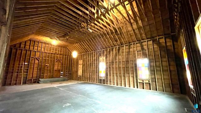 400 6th St Street, Hudson, SD 57034