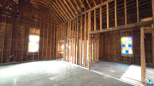 400 6th St Street, Hudson, SD 57034