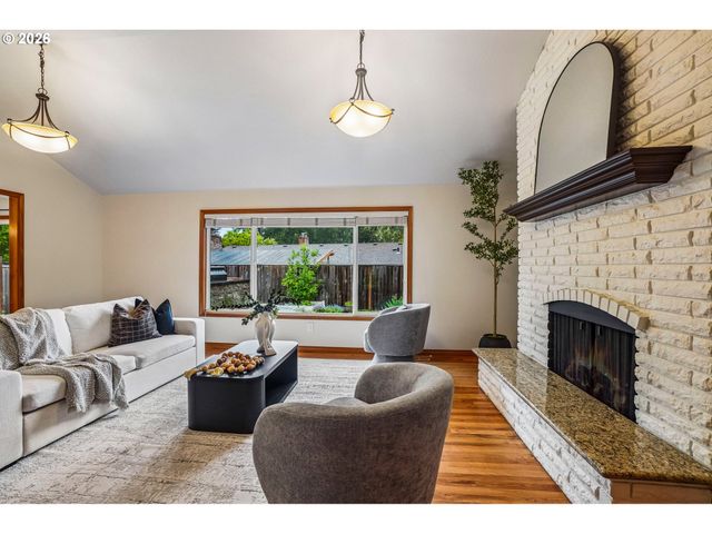 13825 Sw HART Rd, Beaverton, OR 97008