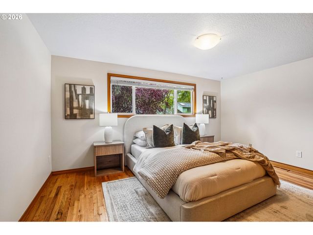 13825 Sw HART Rd, Beaverton, OR 97008