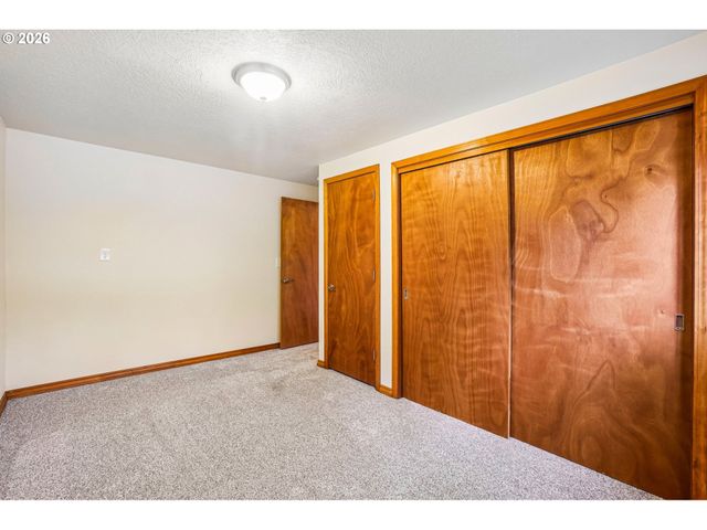 13825 Sw HART Rd, Beaverton, OR 97008