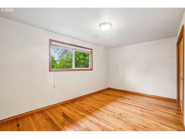 13825 Sw HART Rd, Beaverton, OR 97008