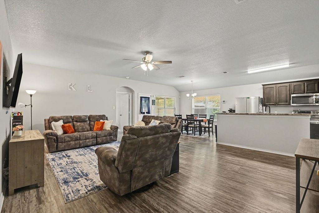 249 Walnut Bend Road, Springtown, TX 76082 — photo 4