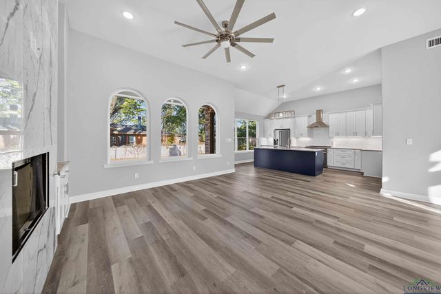 105 Maxine St, Mineola, TX 75733