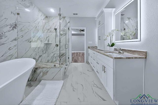 105 Maxine St, Mineola, TX 75733