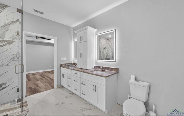 105 Maxine St, Mineola, TX 75733