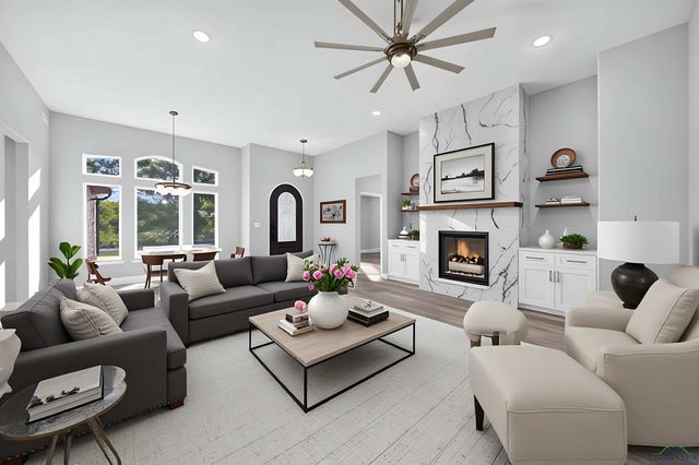 105 Maxine St, Mineola, TX 75733