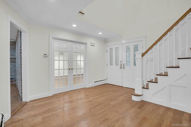 48 Colby Drive, Dix Hills, NY 11746