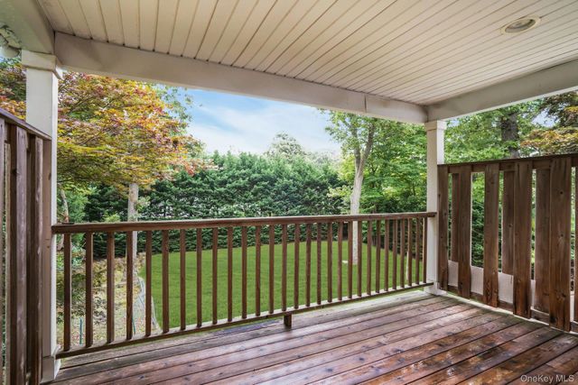 48 Colby Drive, Dix Hills, NY 11746