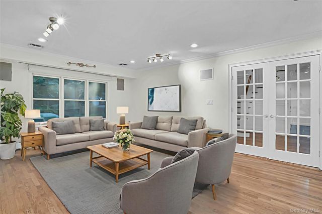 48 Colby Drive, Dix Hills, NY 11746