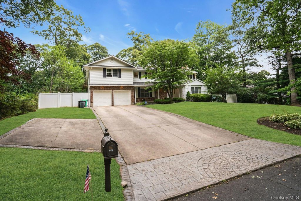 48 Colby Drive, Dix Hills, NY 11746 — photo 3