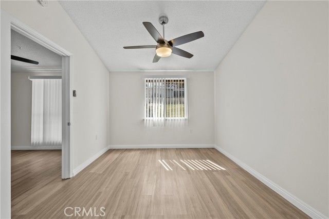 19156 Avenue Of The Oaks B, Newhall (santa Clarita), CA 91321