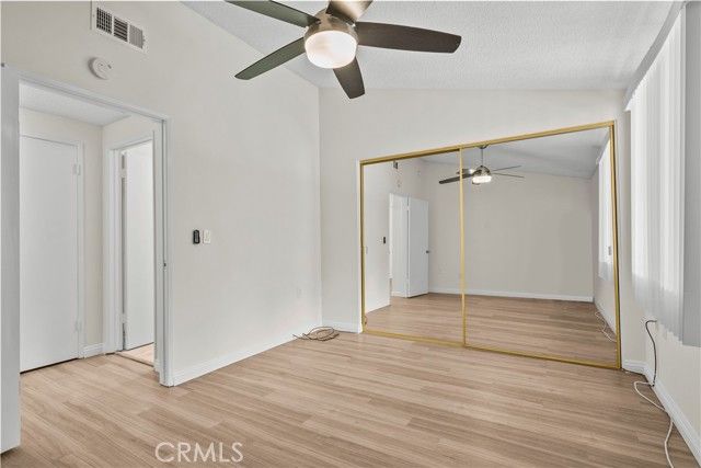 19156 Avenue Of The Oaks B, Newhall (santa Clarita), CA 91321