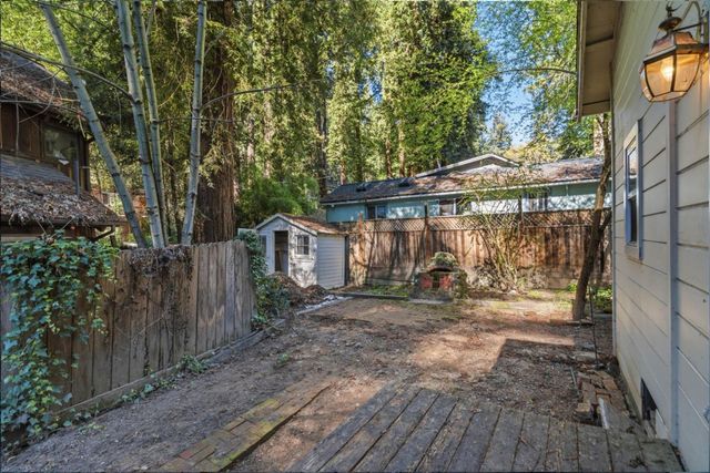 8965 Redwood Drive, Ben Lomond, CA 95005