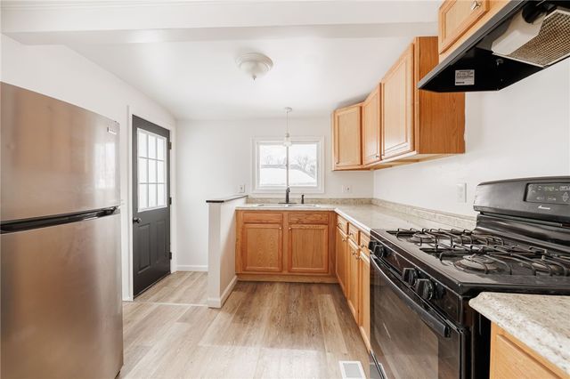 171 Mercer Avenue, Gates, NY 14606