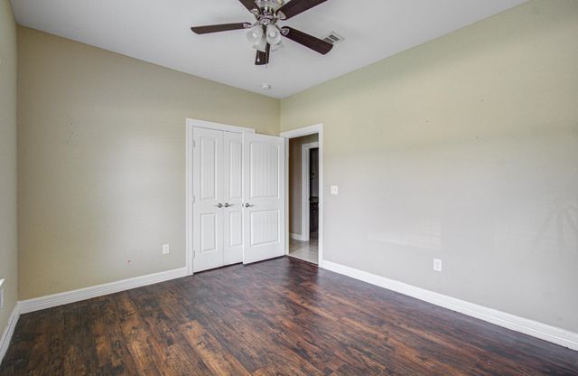 406 Elm Lake Drive, Houston, TX 77336