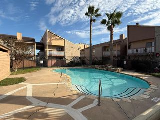 10203 Forum Park Drive 214, Houston, TX 77036