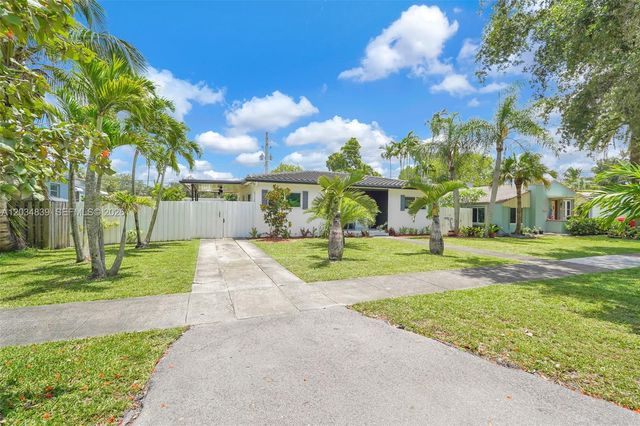 240 Nahkoda Drive, Miami Springs, FL 33166