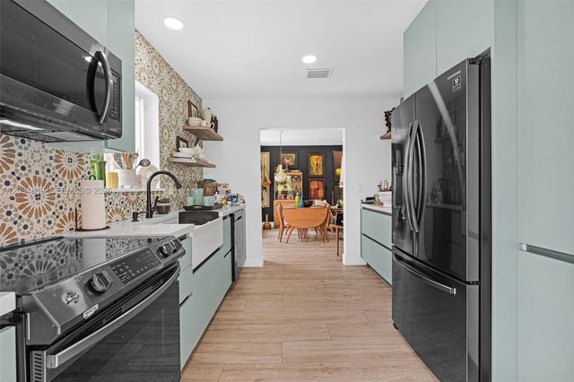 240 Nahkoda Drive, Miami Springs, FL 33166