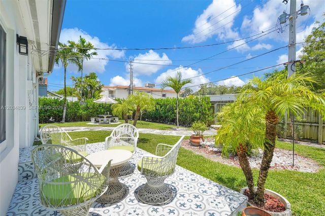 240 Nahkoda Drive, Miami Springs, FL 33166