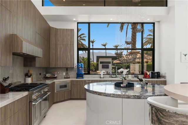 8 Makena Lane, Rancho Mirage, CA 92270