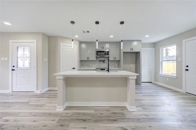 10413 Muscatine Street, Houston, TX 77029