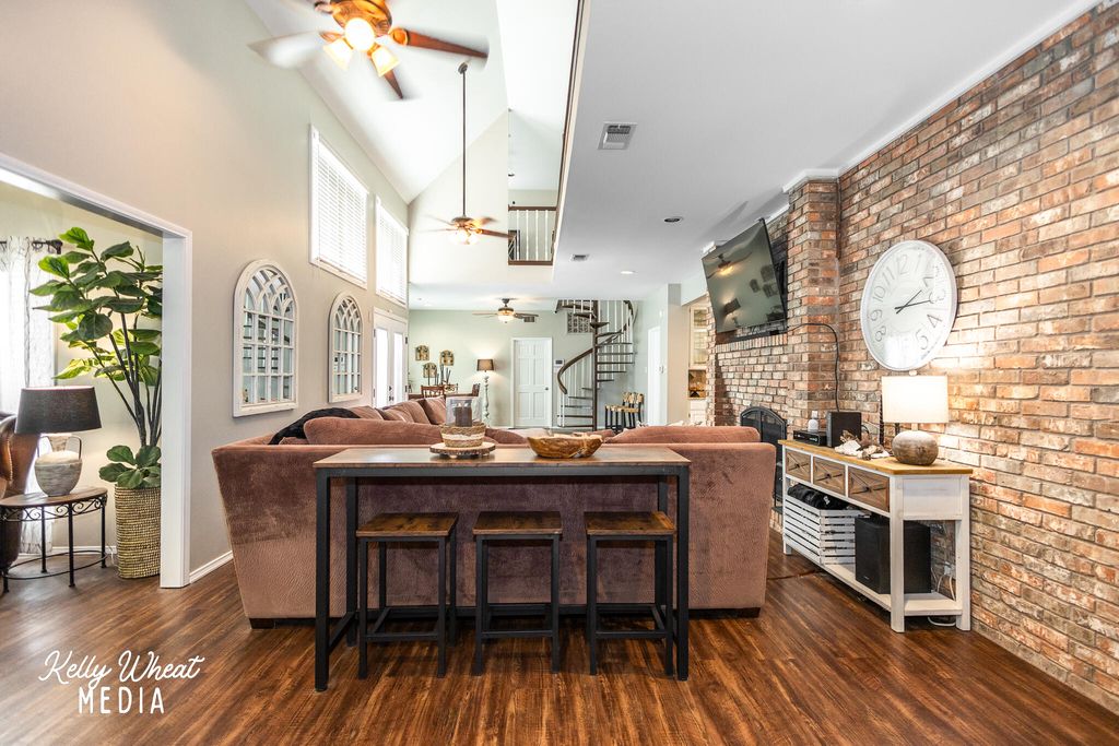 Image 11 of property listing at 6609 Pinehurst Drive, San Angelo, TX 76904