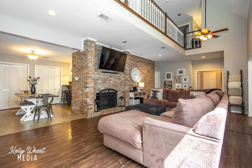 Image 12 of property listing at 6609 Pinehurst Drive, San Angelo, TX 76904