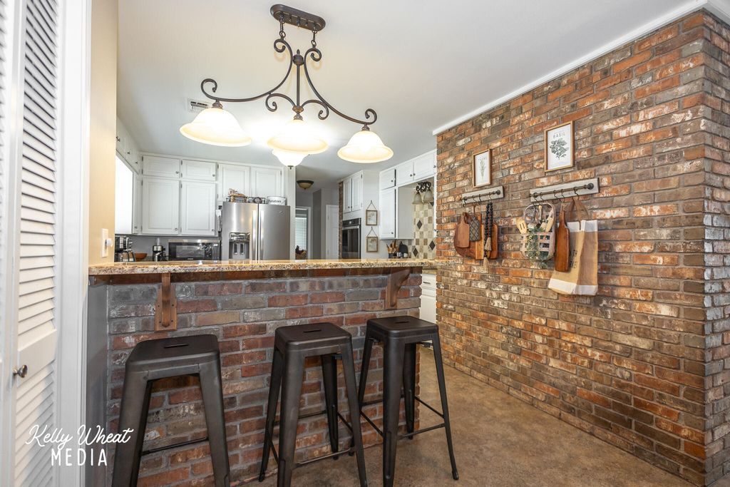 Image 18 of property listing at 6609 Pinehurst Drive, San Angelo, TX 76904