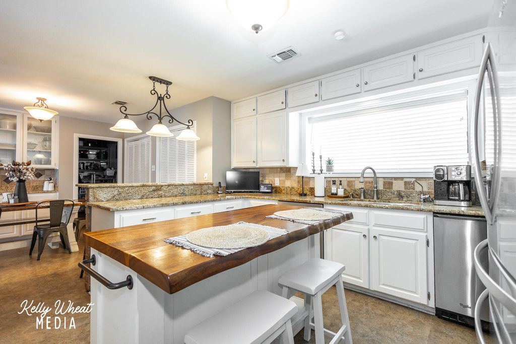 Image 20 of property listing at 6609 Pinehurst Drive, San Angelo, TX 76904