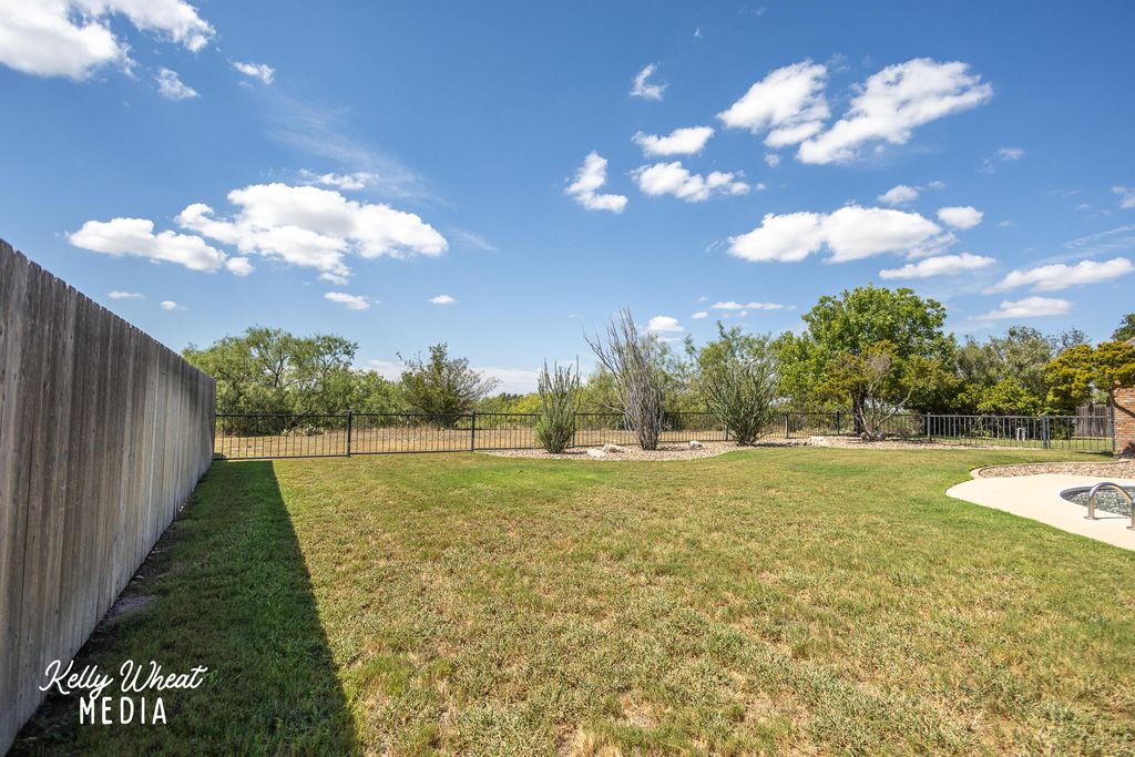 Image 45 of property listing at 6609 Pinehurst Drive, San Angelo, TX 76904