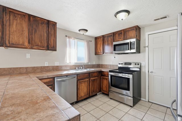 390 N 300 W, Beaver, UT 84713