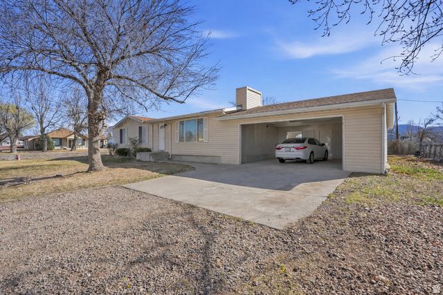 390 N 300 W, Beaver, UT 84713