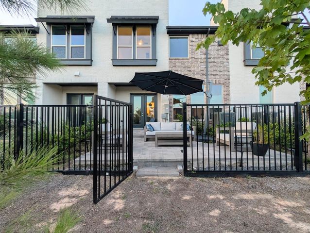 19727 Curved Steel Drive, Cypress, TX 77433