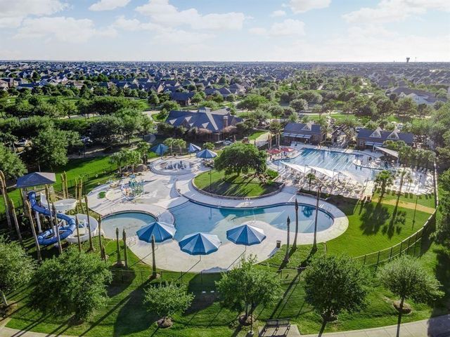 19727 Curved Steel Drive, Cypress, TX 77433