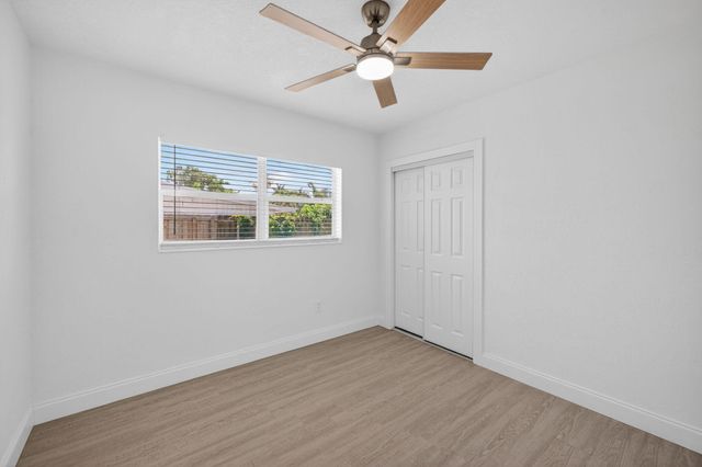 4807 NE 18th Avenue, Oakland Park, FL 33334