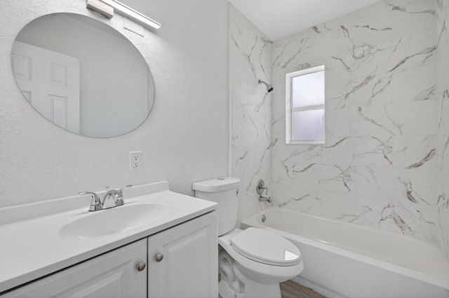 4807 NE 18th Avenue, Oakland Park, FL 33334