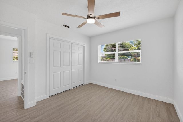 4807 NE 18th Avenue, Oakland Park, FL 33334